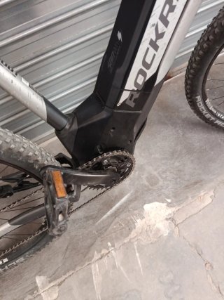 Bicicleta Eléctrica Rockrider Mod ST900 / 27.5