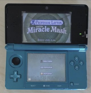 Professor Layton and the Miracle Mask 3DS - Pal UK