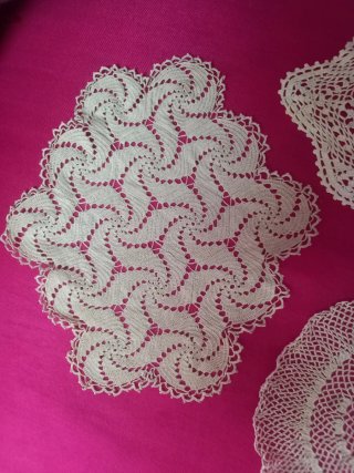 Naperons Croché Beige e Branco