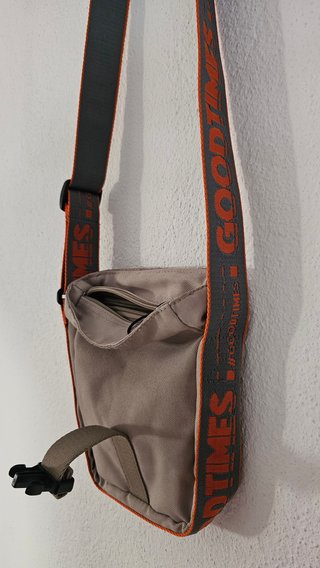 Bolso de Hombro Gris y Naranja
