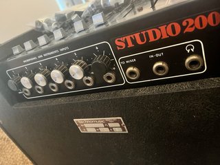 Shonner Studio 200 Amplificador + Mesa Mezclas.