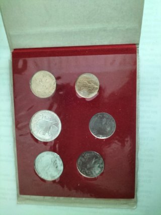 Vaticano serie divisionale 1979 con lire 500 ag