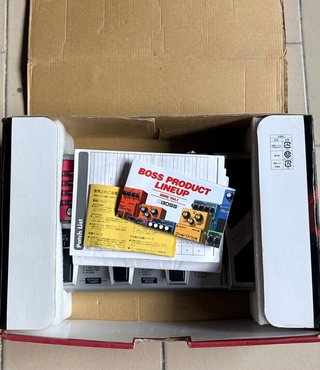 Pedalera Bajo Boss ME-20B Multiefectos