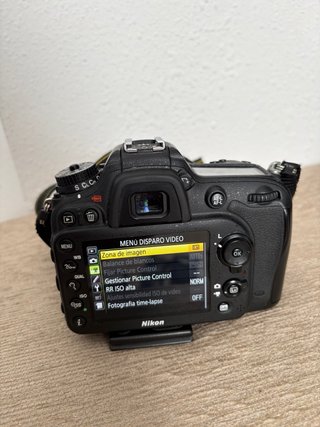 Nikon D7200