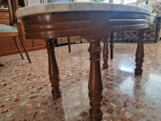 Mesa antigua madera y mármol