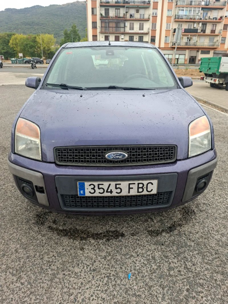 Ford Fusion 2007 - foto 1