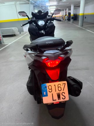SYM Cruisym 125 ABS Maxi Scooter Gris/Blanco