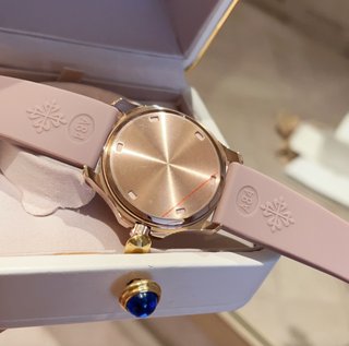 Orologio Patek Philippe Aquanaut RoseGold Baguette
