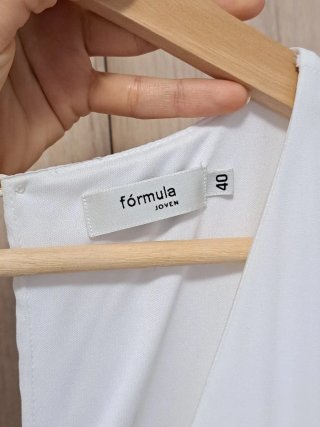 Mono Fórmula Joven blanco y verde Talla 40