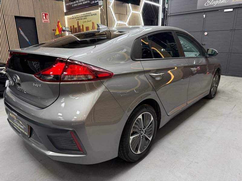 Hyundai Ioniq 2022, foto 19