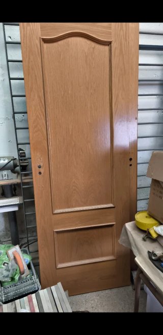 Puerta de paso de madera