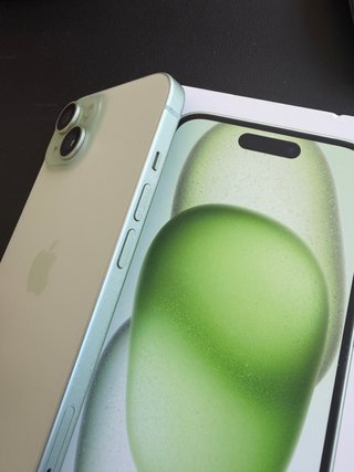 Iphone 15 green 128GB