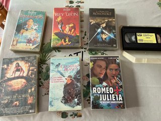 Lote 7 Películas VHS Clásicas Disney y Más