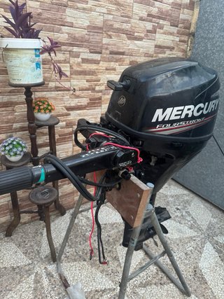 Motor Mercury 8CV Fueraborda
