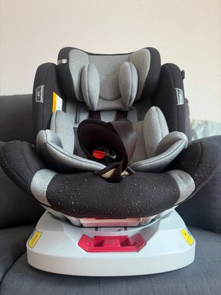 Silla coche Isofix bebé marca babify.