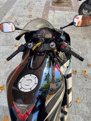 Honda CBR 600 RR Sportbike