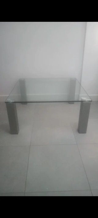 Mesa de centro cristal y metal