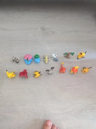 Mochila Transportadora Pokémon con Figuras