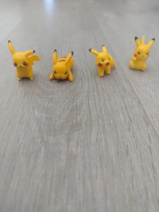 Mochila Transportadora Pokémon con Figuras
