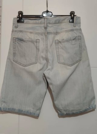 Pantalones cortos vaqueros desgastados Talla 40