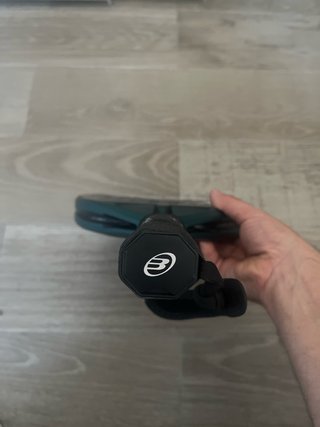 Pala de pádel Bullpadel Hack 04
