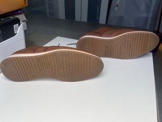 Zapatos de vestir para caballero