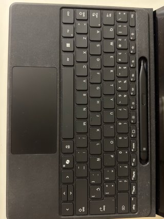 Microsoft Surface Pro 13 Snapdragon X Elite
