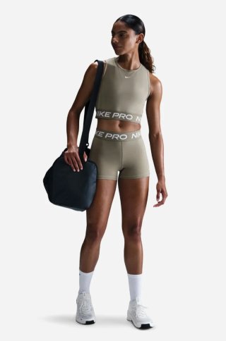 Top NIKE nuevo con etiquetas