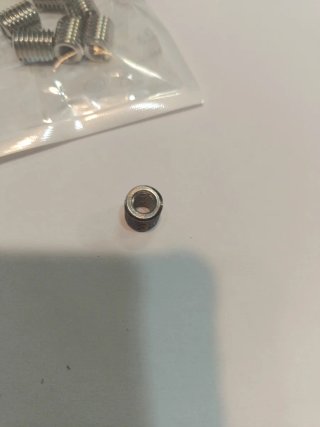 Inserto roscado M10-M6 ranurado