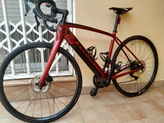 Bicicleta Eléctrica Trek Domane