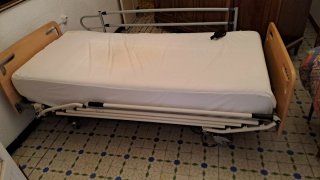Cama Hospital Eléctrica Articulada
