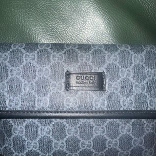 Riñonera Gucci Negra y Gris