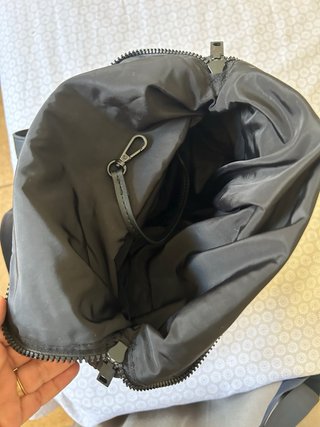 Mochila Desigual acolchada negra