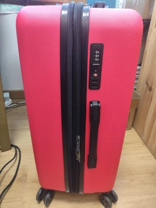 Maleta Fucsia sin estrenar