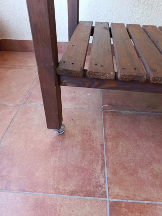 Mesa de cultivo de madera