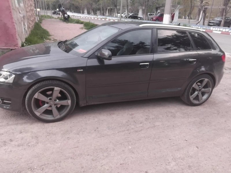 Audi A3 2011 - foto 1