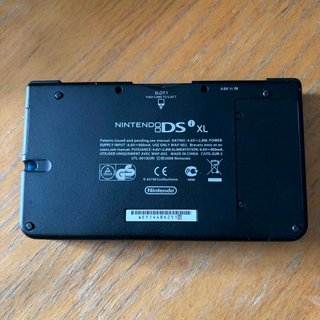Nintendo DSi XL Azul