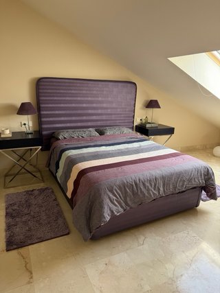 Set di 2 tappeti malva/viola a pelo lungo