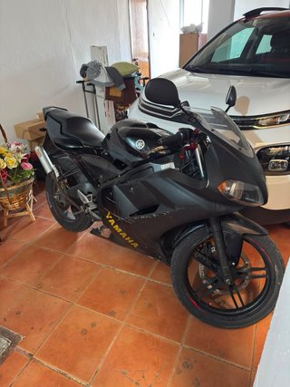 Yamaha TZR 50 2004
