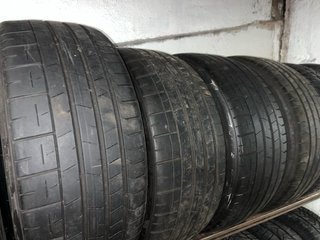2 Pirelli P Zero 235/35/19