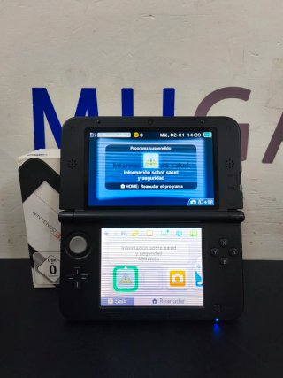 Nintendo 3DS XL Roja Con Caja 1 Año Garantía