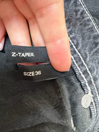 Pantalón vaquero Lee gris oscuro Talla 45