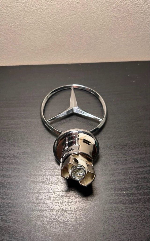 Emblema Estrella Mercedes Azul