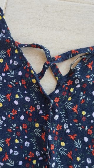 Crop Top Floral Stradivarius Talla L