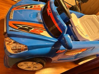 Coche teledirigido para niños azul, con control