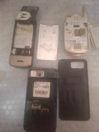 Lote 3 Móviles: Motorola, Samsung, Panasonic