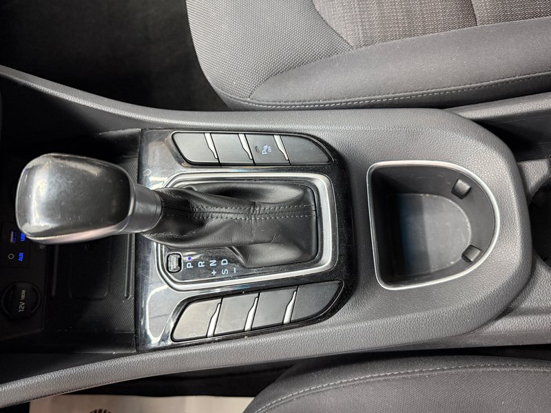 Hyundai Ioniq 2019, foto 15