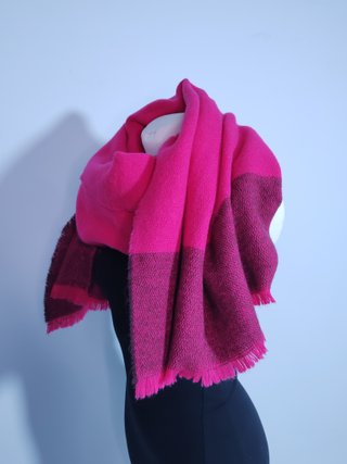 Bufanda súper grande magenta y rosa