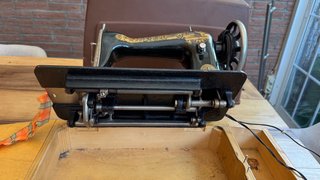 Máquina de coser Singer antigua