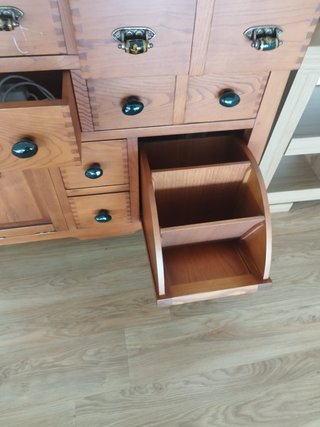¡LIQUIDACIÓN! Cómoda de madera
